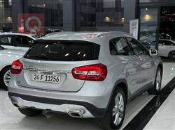 مرسيدس بنز GLA